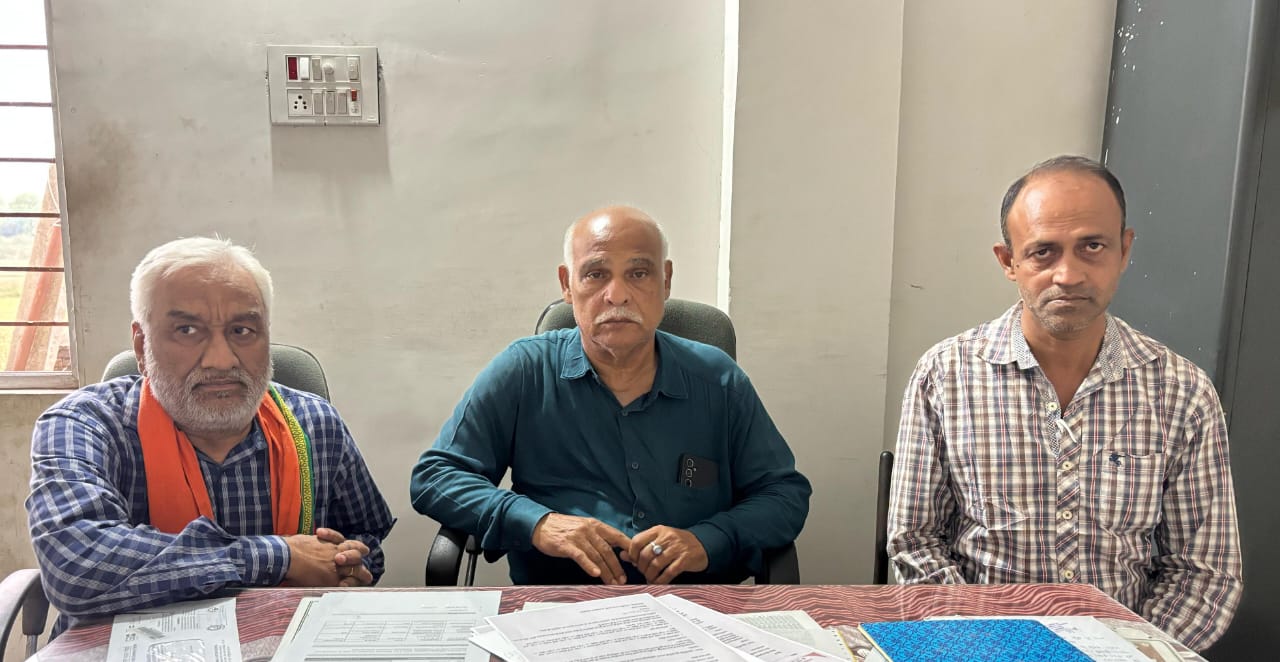 Saraikela: सरायकेला में लव जिहाद व जंगलराज के खिलाफ भी उठी आवाजें, जटाशंकर पांडे के नेतृत्व में आतंकवाद के खिलाफ हुंकार