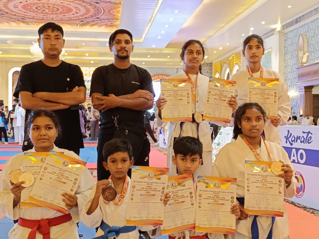 Saraikela: नेशनल चैंपियनशिप में सरायकेला के कराटेकारों का जलवा, 9 पदक जीतकर जिले का नाम किया रोशन