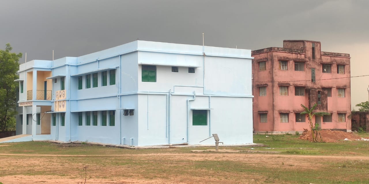 Baharagora: सरकारी स्वास्थ्य व्यवस्था फेल, ओडिशा व बंगाल के भरोसे बहरागोड़ा के लोग