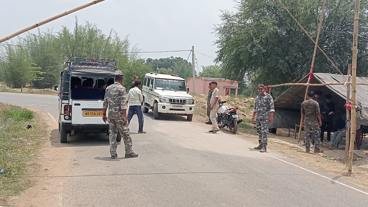 Chandil : झिमड़ी लव जिहाद विवाद में पुलिस पर ग्रामीणों ने लगाया पक्षपात का आरोप