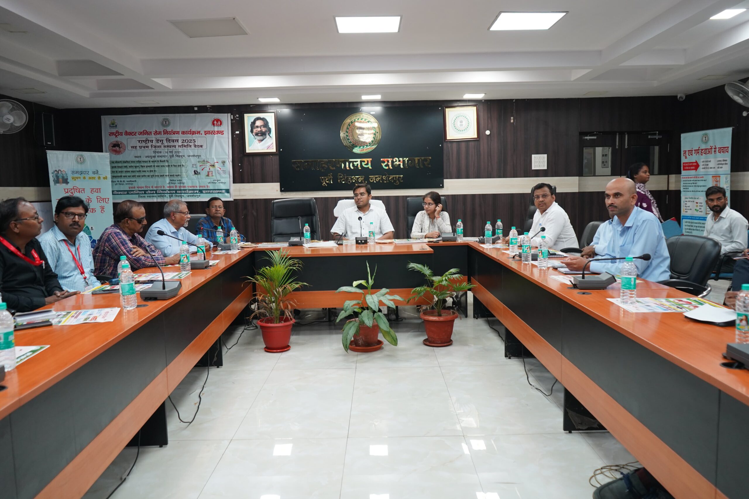 Jamshedpur: हर गली, हर मोहल्ले तक पहुँचेगा डेंगू रोकथाम अभियान, टास्क फोर्स बैठक में उभरे नए आयाम