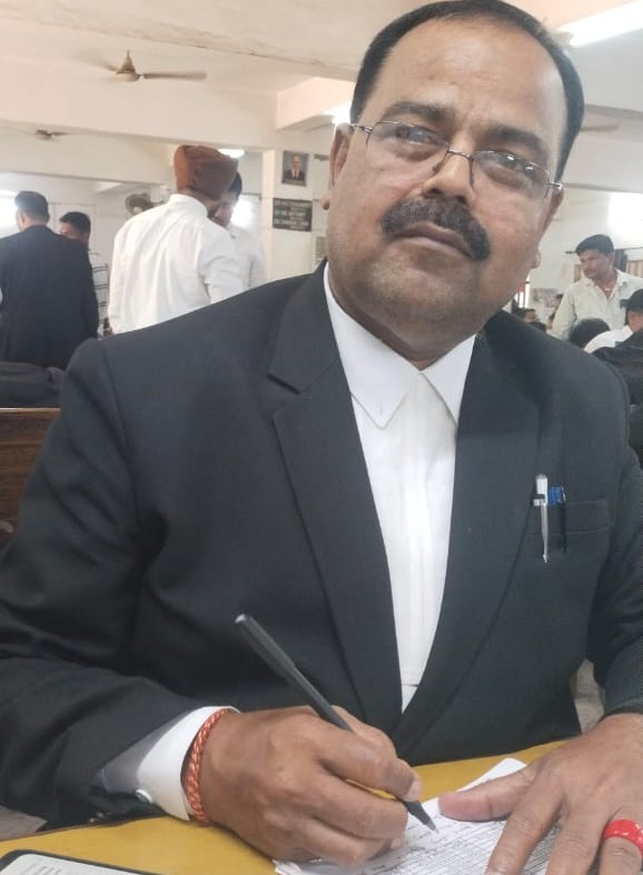 Jamshedpur: महाराष्ट्र के उच्च अधिकारियों ने किया न्यायपालिका का अपमान, राष्ट्रपति से कार्रवाई की मांग