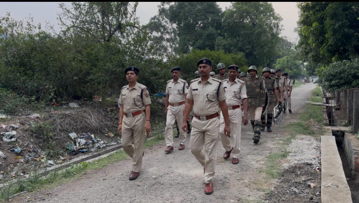 Saraikela: चांडिल रेलवे स्टेशन पर दंगा नियंत्रण अभ्यास, सुरक्षा व्यवस्था को लेकर दिखी सजगता