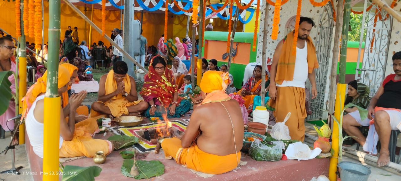 Bahragora: शिव शांति कार्यक्रम में उमड़ी श्रद्धा की बयार