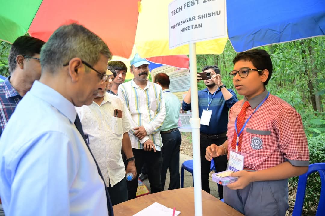 Jhargram: विद्यासागर विश्वविद्यालय में पहली बार ‘टेक फेस्ट-2025’ का भव्य आयोजन