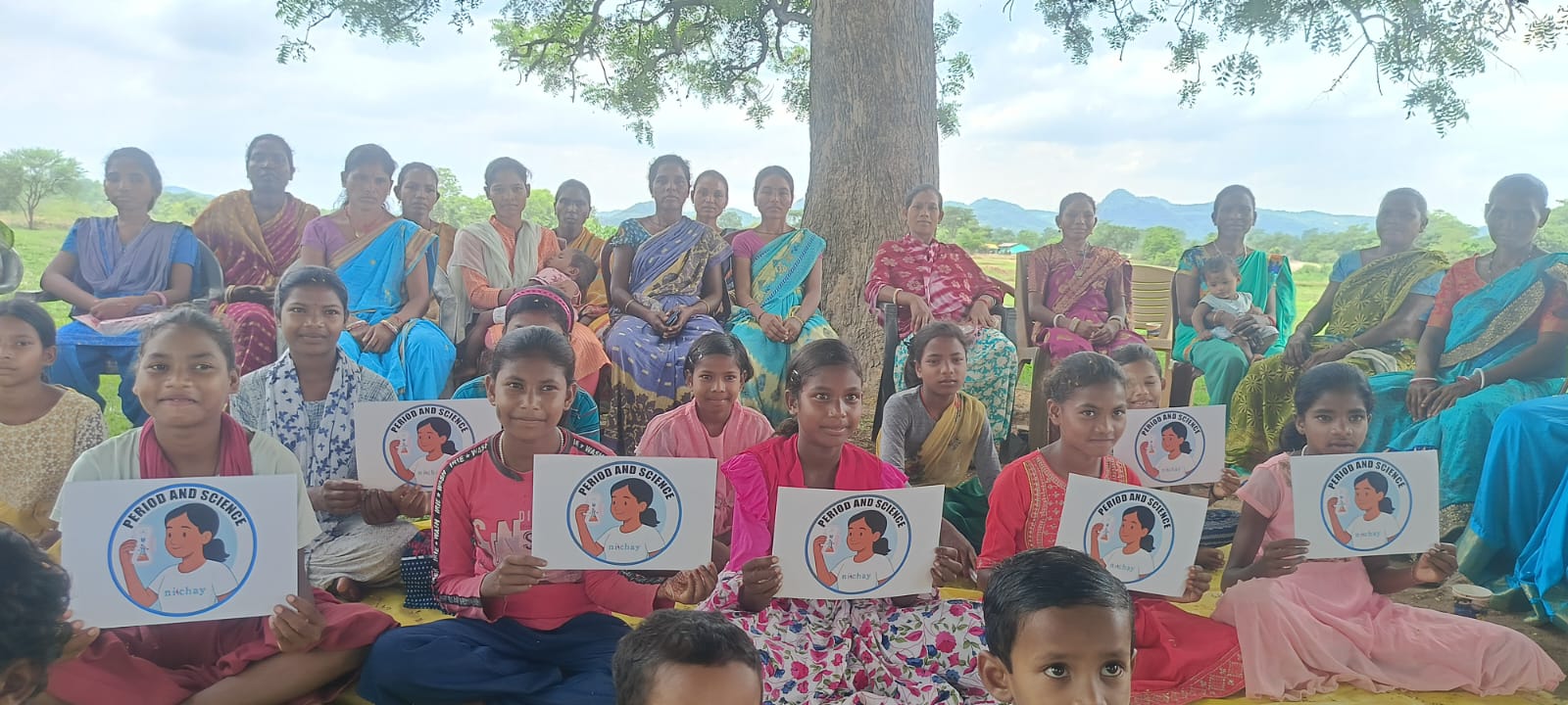 Chaibasa: विश्व माहवारी स्वच्छता दिवस पर पीरियड एंड साइंस जनअभियान का शुभारंभ
