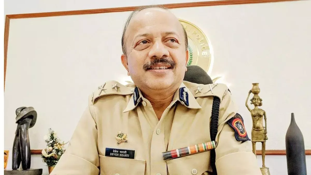 Bihar IPS: बिहार के देवेन भारती बने मुंबई के नए पुलिस कमिश्नर, जानें इनके बारे में