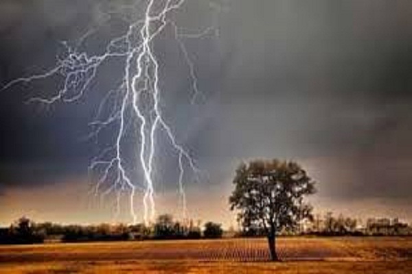 weather alert : झारखंड में करवट ले रहा मौसम, आंधी-बारिश के बीच हीटवेव का अलर्ट