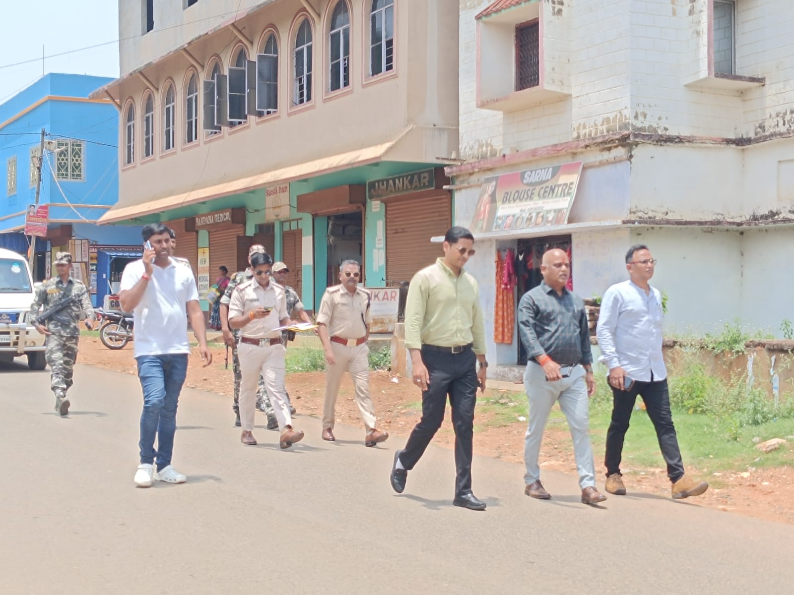 Baharagora: प्रतिभा सम्मान समारोह की तैयारी पूरी, प्रशासनिक अधिकारियों ने किया व्यवस्थाओं निरीक्षण