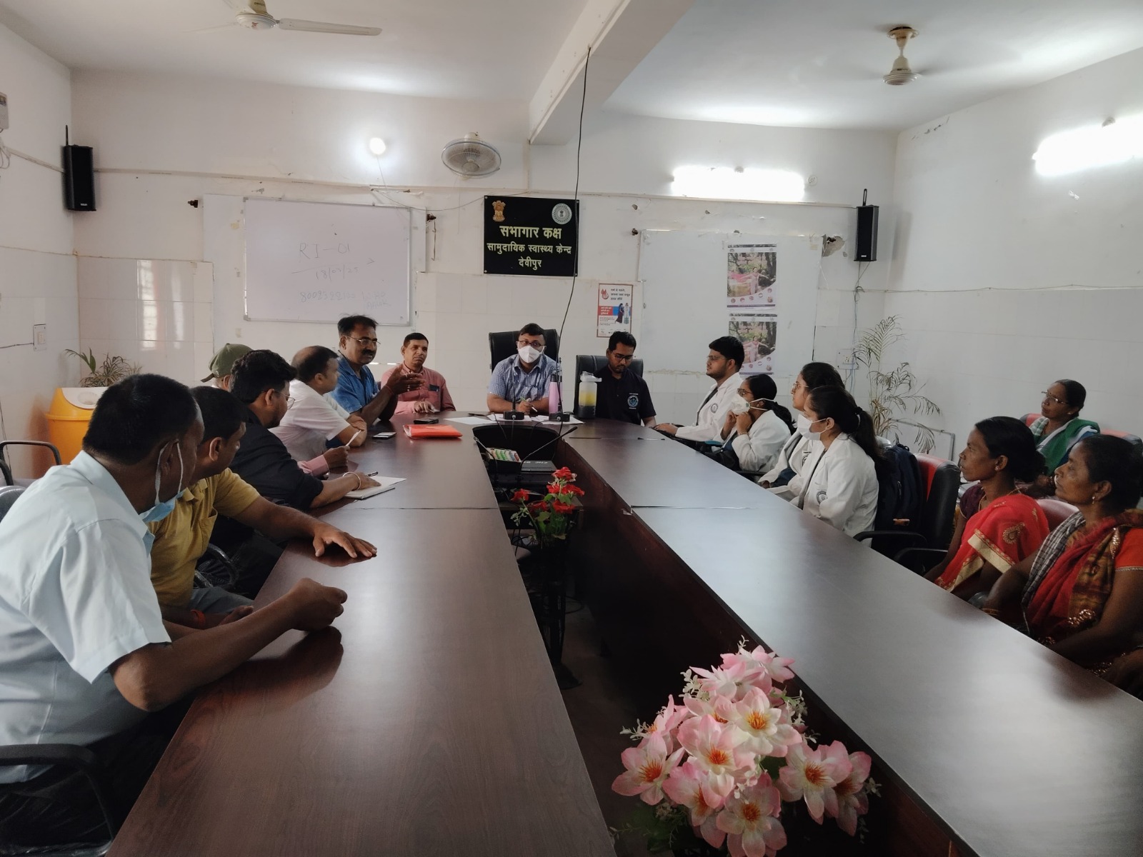 Deoghar: AIIMS के डॉक्टरों 8 टीबी मरीजों को लिया गोद, हर माह देंगे पोषण सहायता