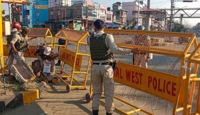 Imphal: मणिपुर में फिर तनाव, विरोध प्रदर्शन, पांच जिलों में इंटरनेट बंद