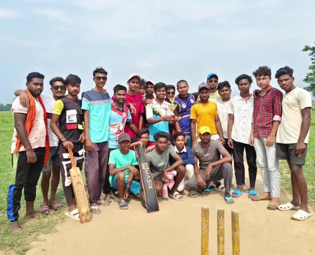 Bahragora: भूतेश्वर प्रीमियर लीग का समापन, पानीपड़ा टीम बनी चैंपियन