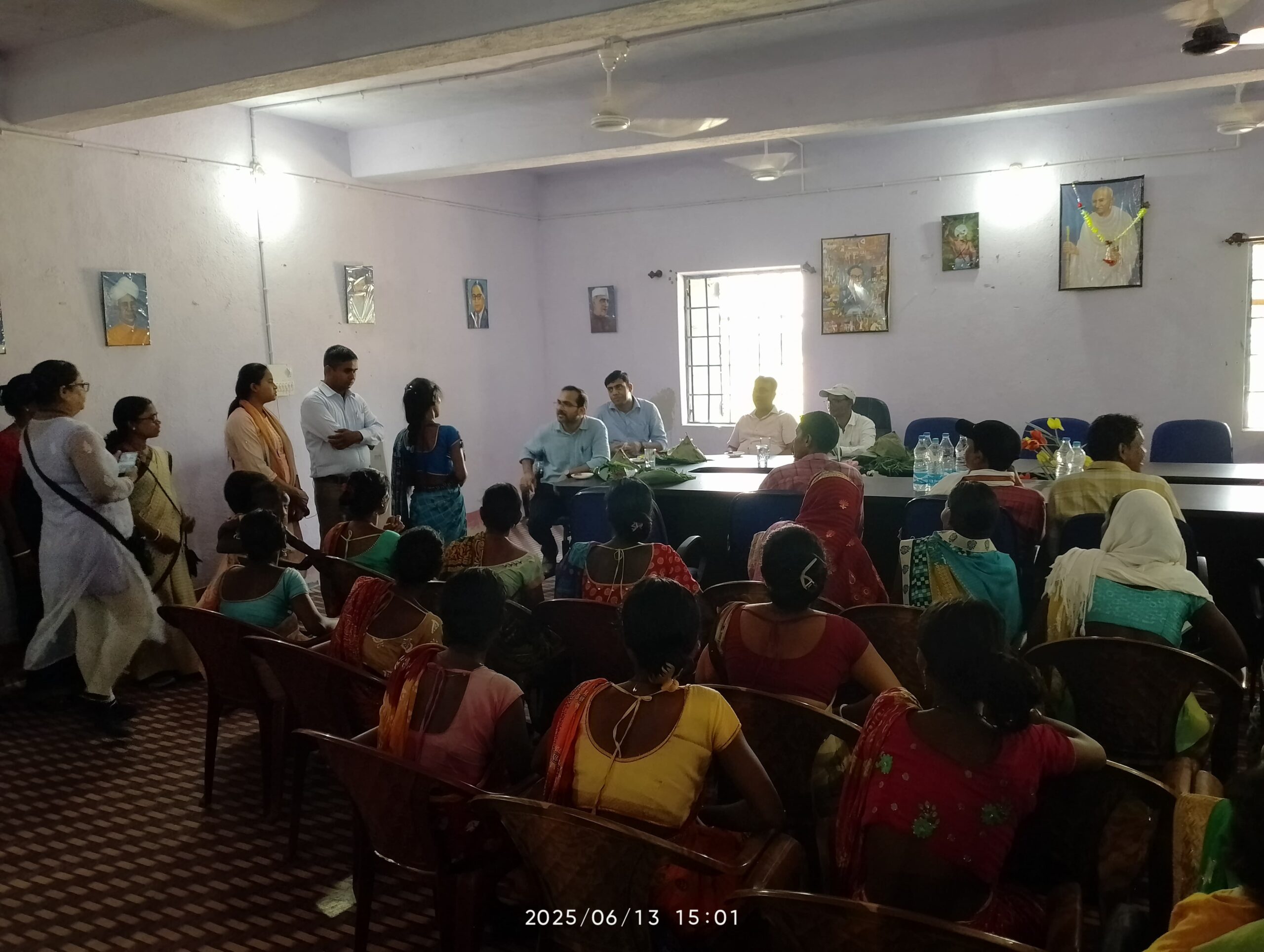 Saraikela: ‘धरती आबा अभियान’ से बदलेंगे आदिवासी गांवों के हालात, कुचाई में लगेगा विशेष जनकल्याण शिविर