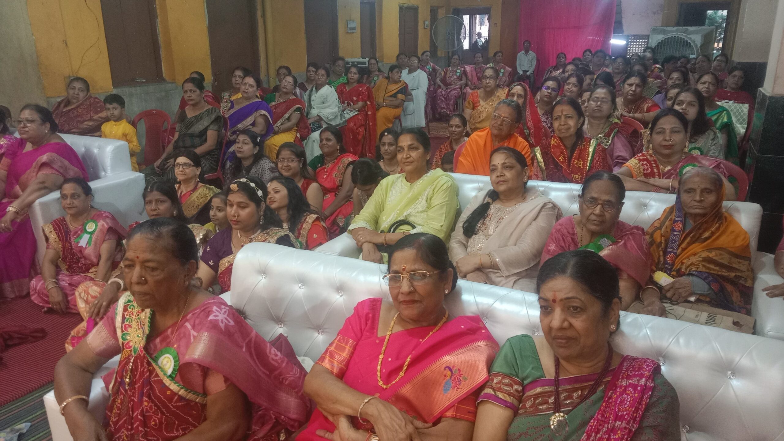 Gamharia: मारवाड़ी महिला सम्मेलन द्वारा भक्ति आयोजन, बाल वाचिका पाखी शर्मा ने सुनाई भक्त नरसी मेहता की कथा