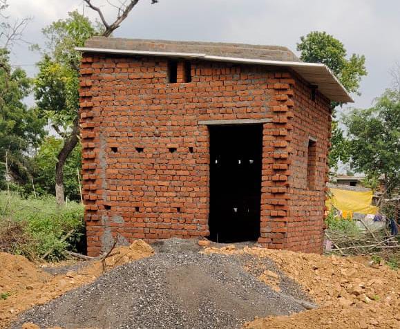 Adityapur: भू-माफियाओं का आतंक, सरकारी वन भूमि की खुलेआम खरीद-बिक्री,प्रशासन चुप्पी