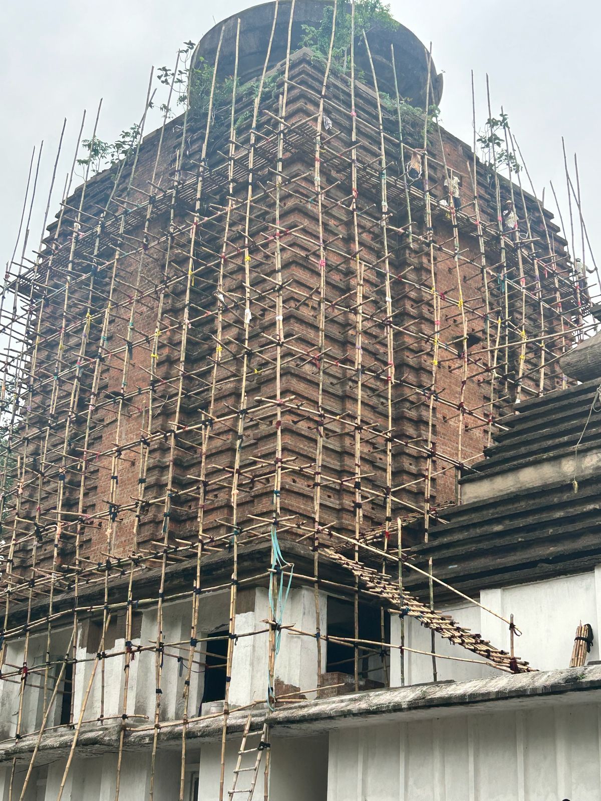 Jamshedpur: शिखर निर्माण से शुरू होगा श्री लक्ष्मी नारायण मंदिर के जीर्णोद्धार का दूसरा चरण