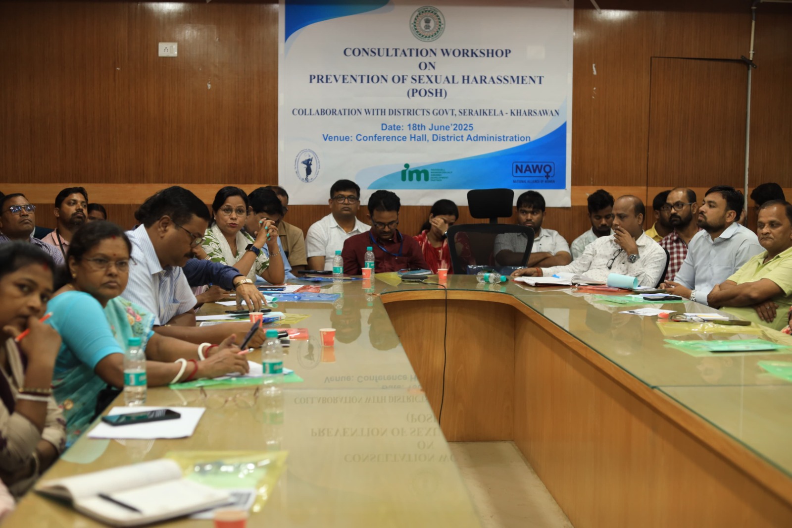 Saraikela: POSH अधिनियम पर जिला स्तरीय परामर्श कार्यशाला आयोजित