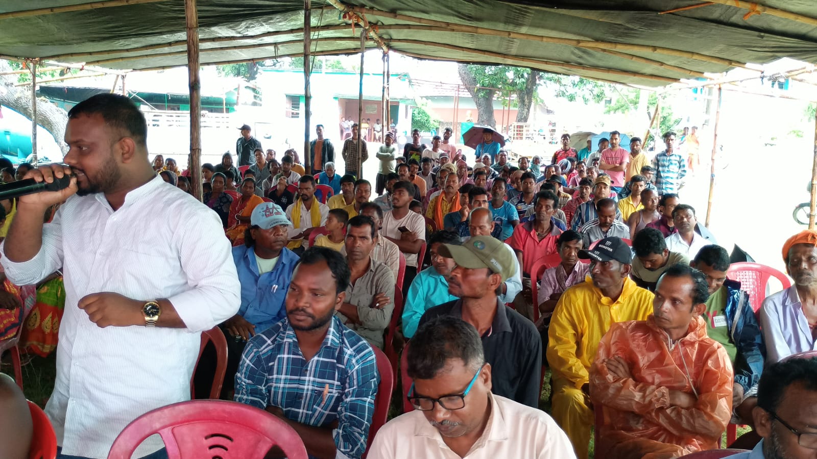 Jadugora: ग्रामसभा में उठा विरोध का स्वर, HCL को नहीं मिला ग्रामीणों का समर्थन