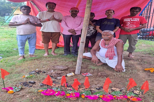 Jamshedpur : बागबेड़ा रजक समाज ने की आषाढ़ी पूजा, सुख शांति की कामना