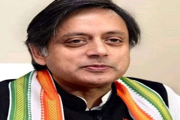 controversial statement: कांग्रेस नेता शशि थरूर ने आपातकाल को काला अध्याय बताया और इसकी निंदा की