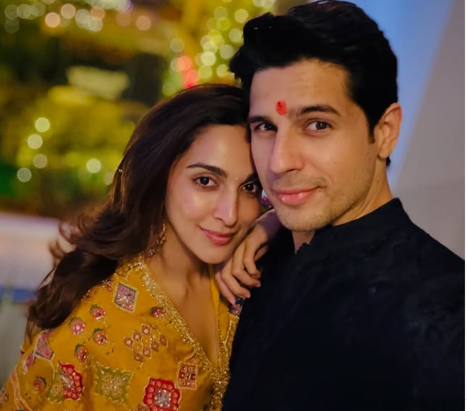 Sidharth Kiara Baby Girl: पेरेंट्स बने सिद्धार्थ-कियारा, प्यारी ‘प्रिंसेस’ के स्वागत में पैप्स को भेजा खास तोहफा