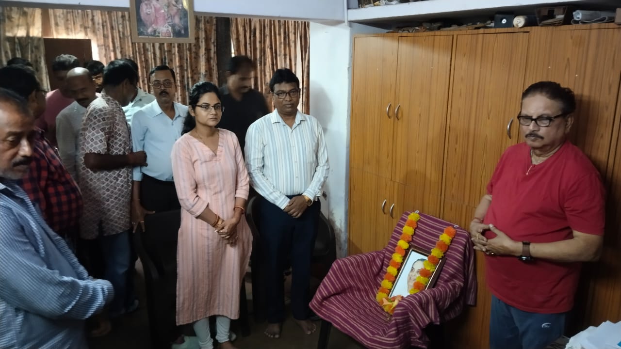 Bahragora: बहरागोड़ा में डॉक्टर्स डे पर चिकित्सकों को सम्मान, डॉ. षाडंगी ने साझा किए प्रेरणास्रोत संस्मरण