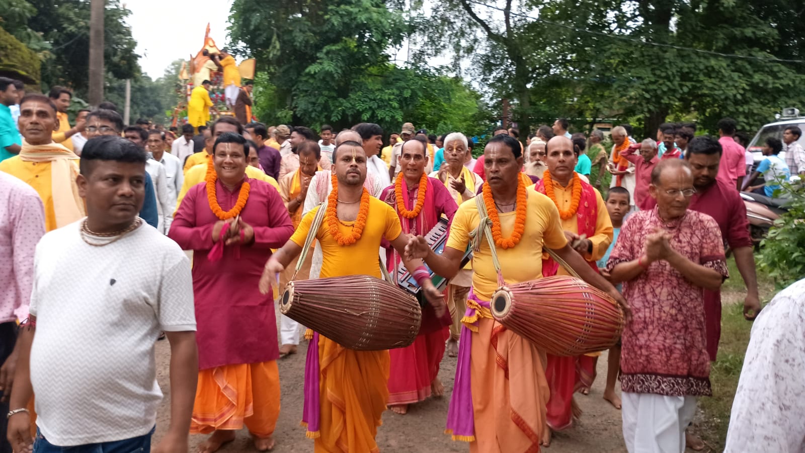 Jadugora: नौ दिवसीय विश्राम के बाद मदन मोहन मंदिर में विराजमान हुए भगवान जगन्नाथ