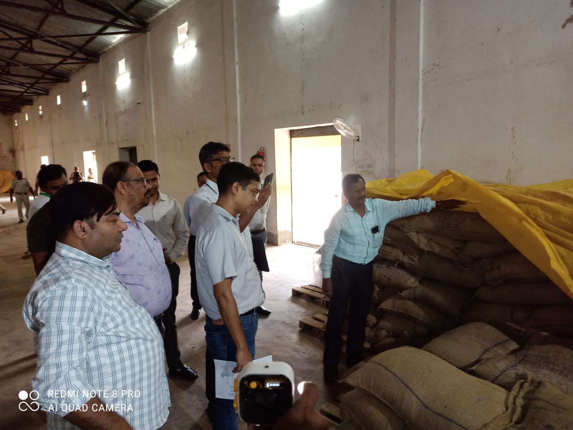 Bahragora: स्टॉक सही – अनाज की गुणवत्ता भी संतोषजनक, लेकिन अब रंग-रोगन और ट्रेनिंग पर ज़ोर