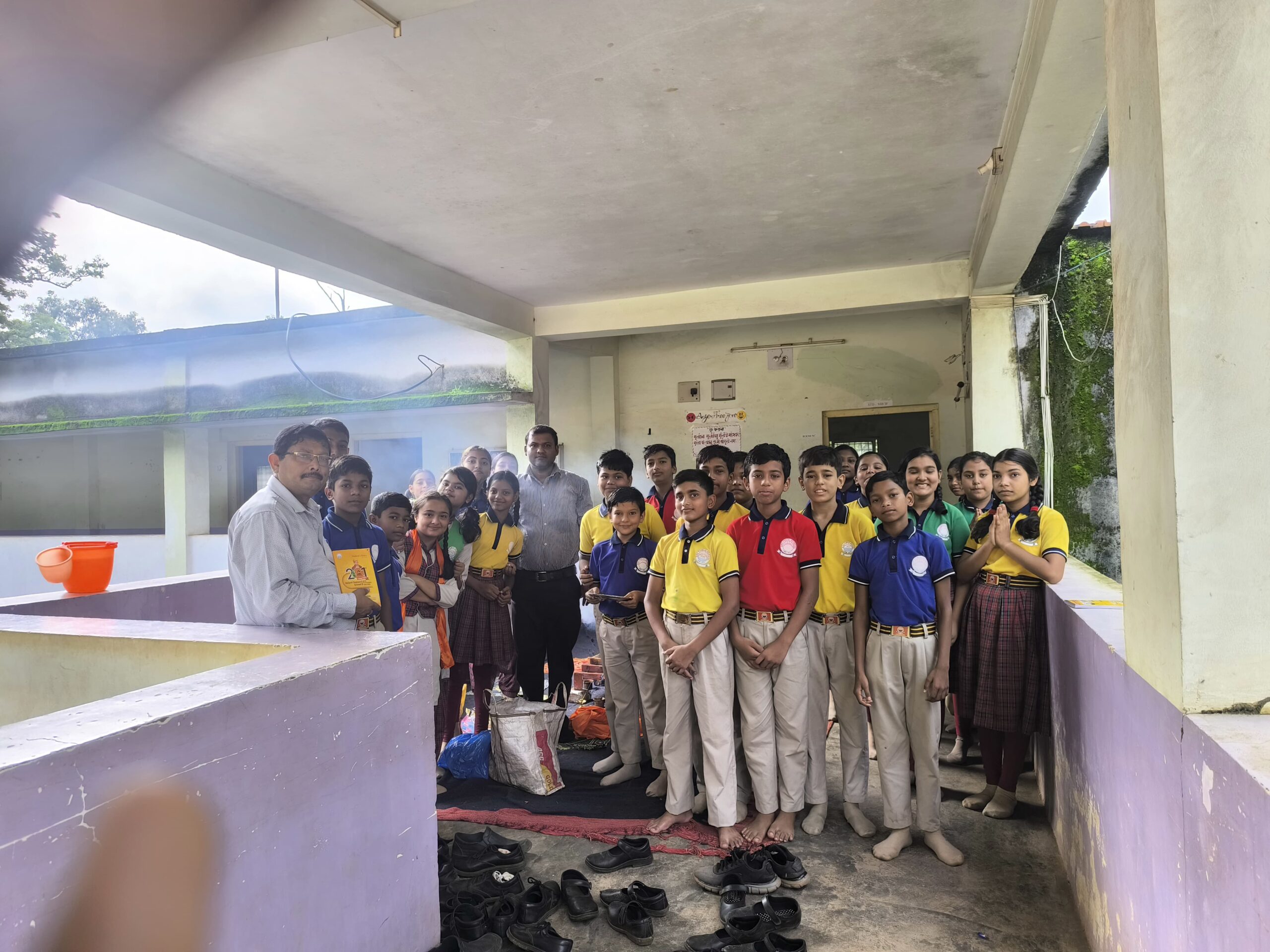 DAV चिड़िया में साप्ताहिक हवन कार्यक्रम, ‘ॐ’ की ध्वनि से गुंजा विद्यालय परिसर