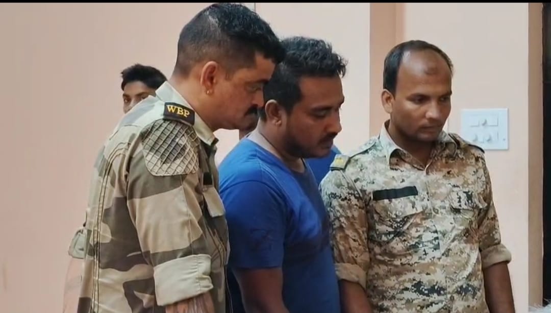 Jhargram: झाड़ग्राम में SBI को लगा बड़ा चूना, फर्जी पहचान पर लिया 10 लाख का ऋण