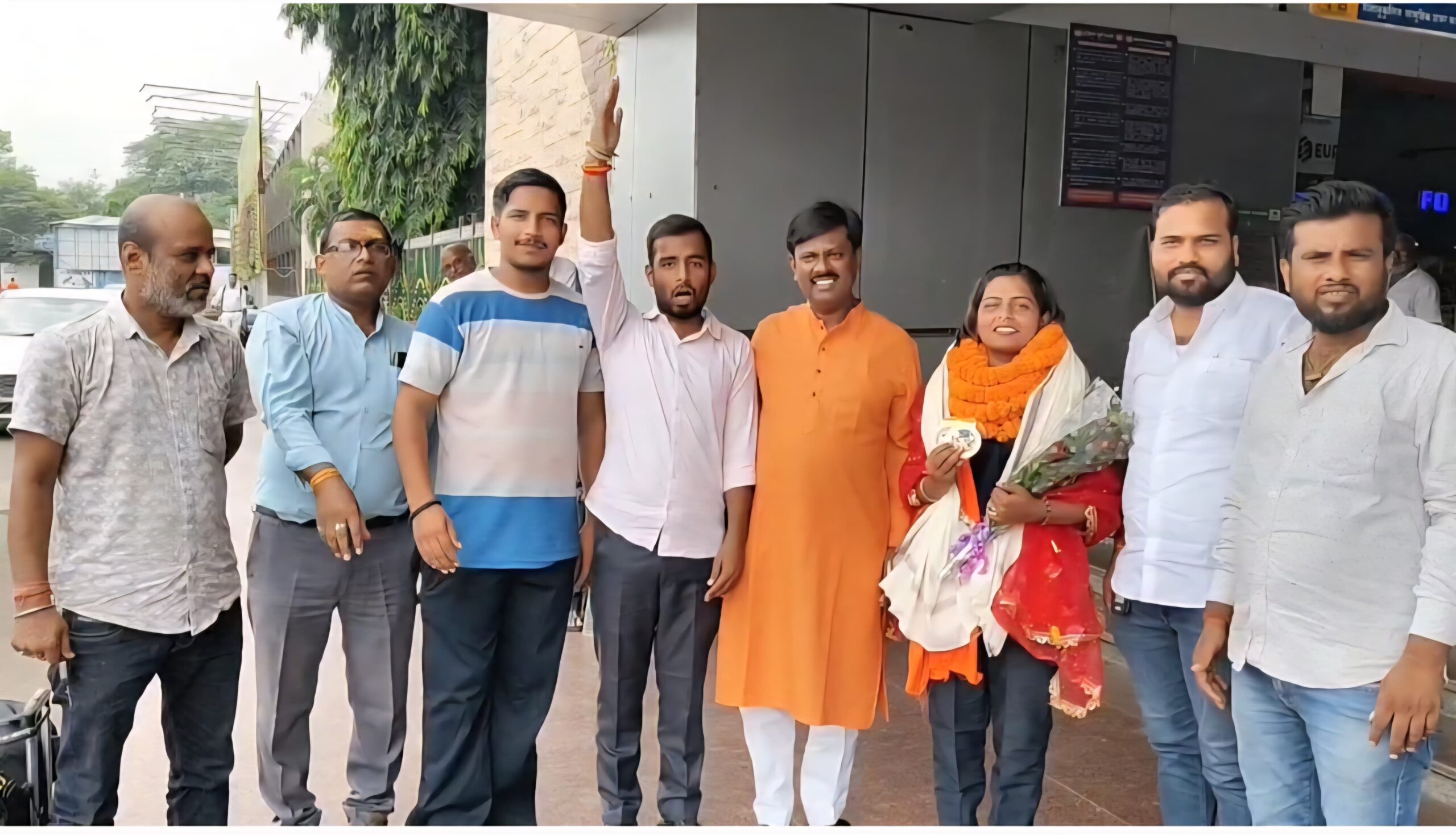 Jamshedpur: दो स्वर्ण जीतकर लौटी स्नेहा, स्वागत के लिए नहीं पहुंचा प्रशासन – भाजपा नेता ने कसा तंज