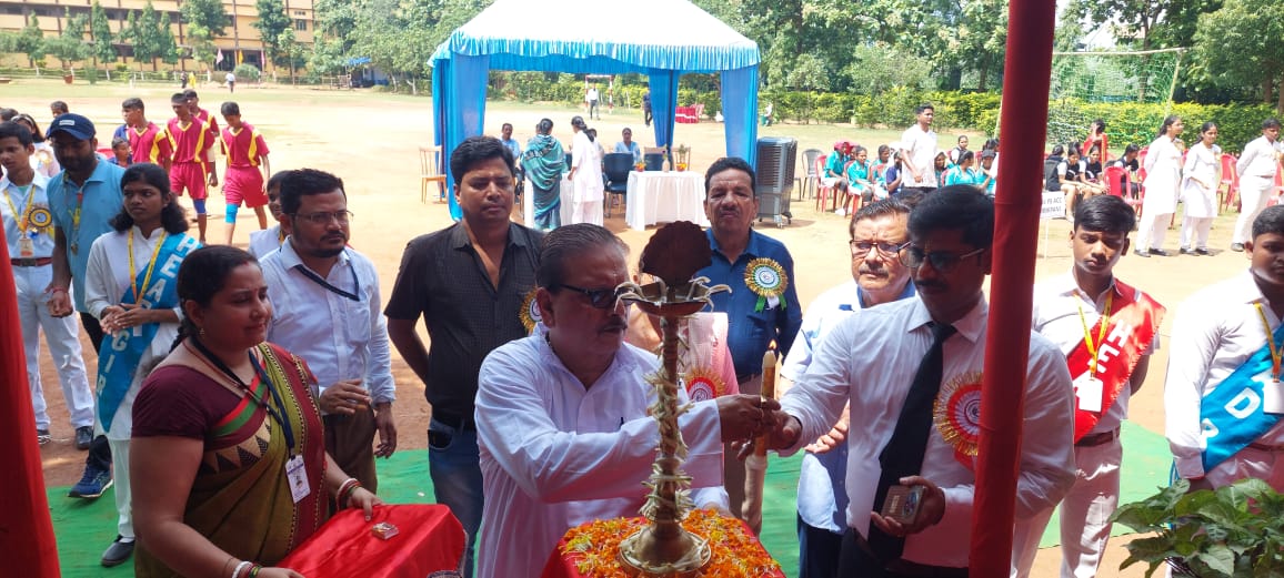 DAV नेशनल स्पोर्ट्स का आगाज़, आठ स्कूलों के 180 खिलाड़ियों ने लिया हिस्सा