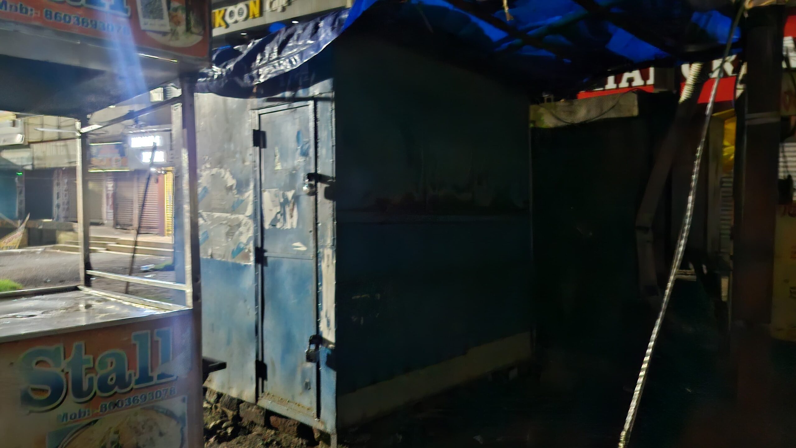 Gamharia: गुमटी में चोरी करते रंगे हाथों पकड़ा गया नाबालिग, दो साथी फरार