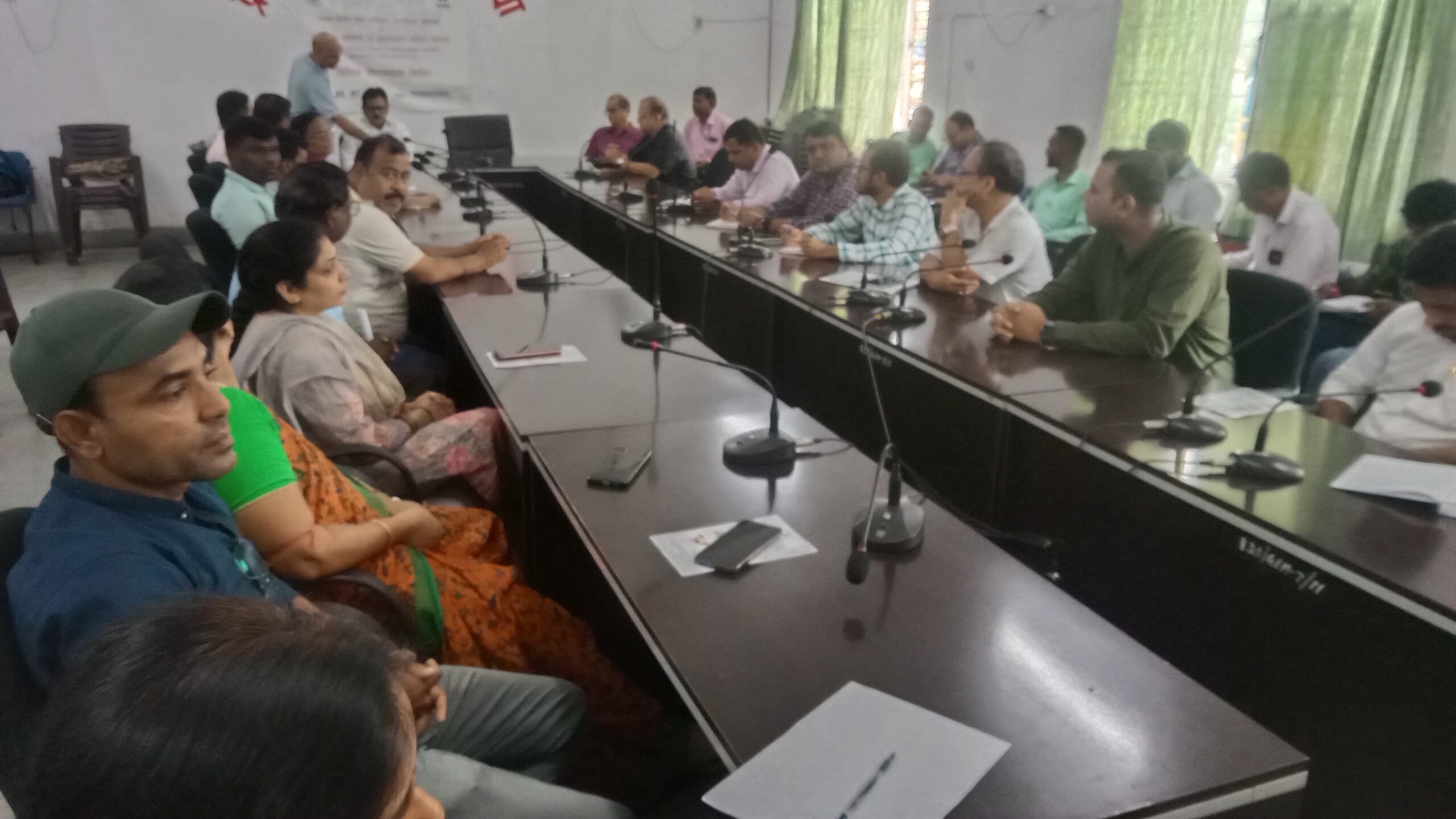 Gamharia: गम्हरिया में विद्युत सुरक्षा पर विशेष शिविर, प्रखंडकर्मियों को मिली जानकारी