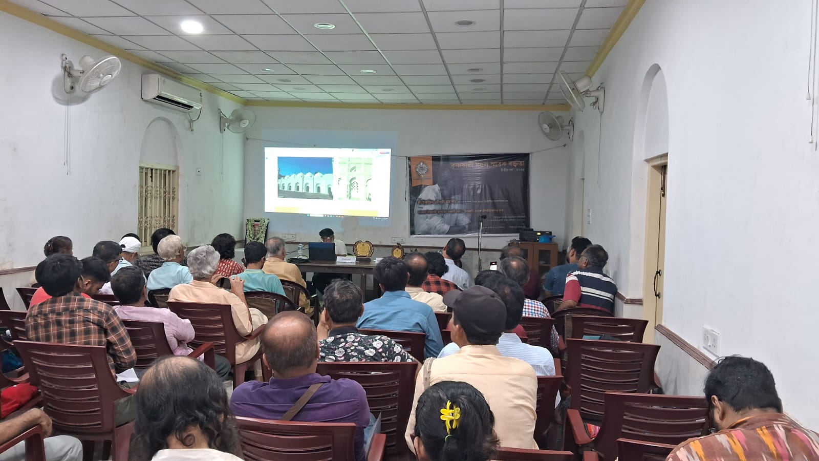 Kolkata: बंगाल की विरासत पर केंद्रित रहा स्मृति व्याख्यान, पुरातत्व में स्थानीयता की खोज