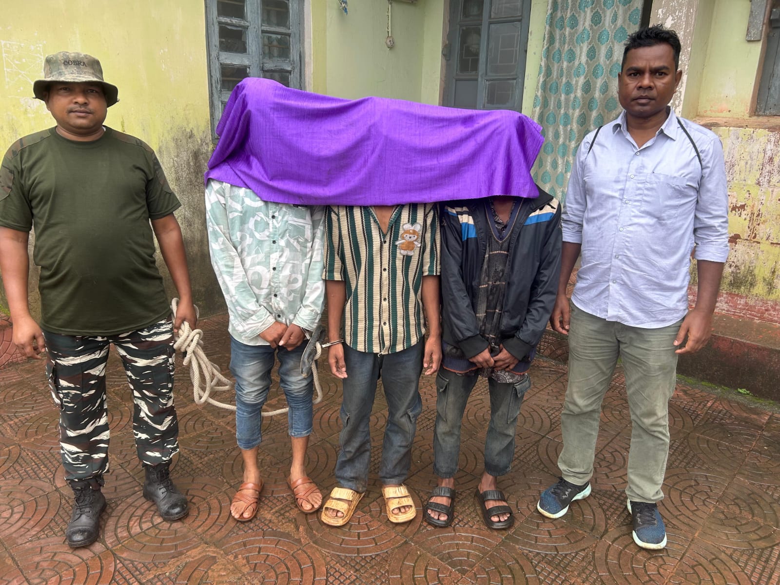 Chaibasa: SAIL से तांबे के तार चुराने वाला गिरोह धराया, पश्चिम बंगाल से आता था खरीदार