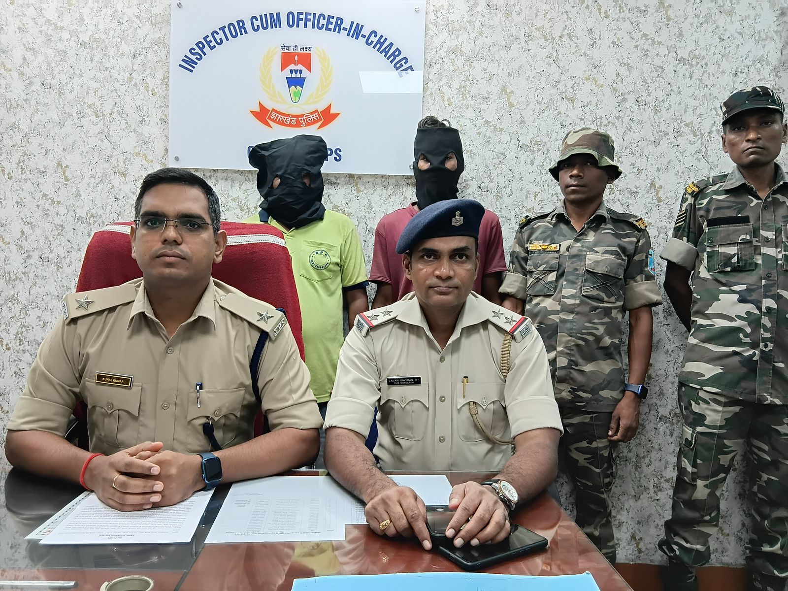 Gamharia: झामुमो नेता सुखराम टुडू पर हमला, दो आरोपी भेजे गए जेल – भुजाली बरामद