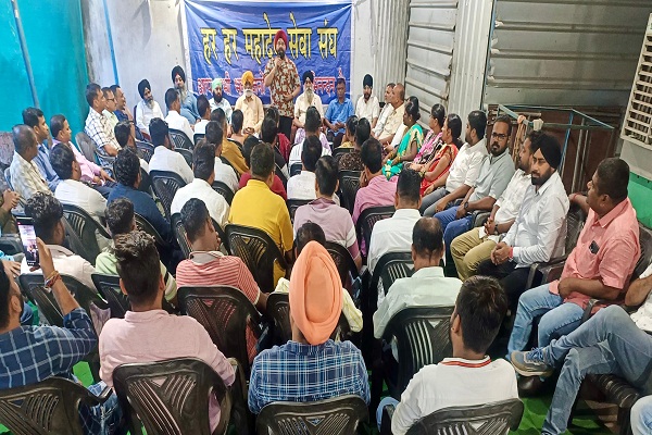 Jamshedpur : हर-हर महादेव सेवा संघ की रजत जयंती पर सजेगा भक्ति का दिव्य संगम, गायक मनोज तिवारी साकची गुरूद्वारा मैदान में देंगे प्रस्तुति