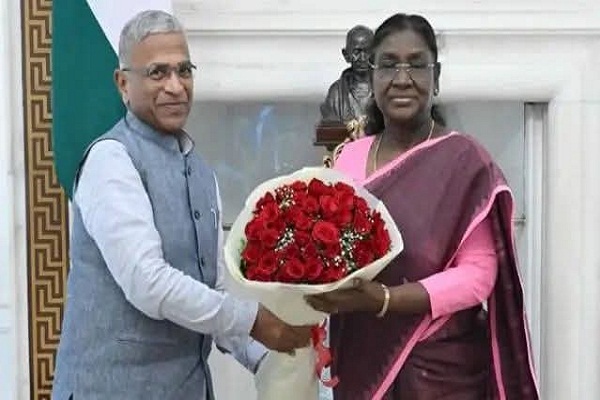 appointment : राज्यसभा के उपसभापति हरिवंश ने राष्ट्रपति द्रौपदी मुर्मू से की मुलाकात, अटकलें तेज