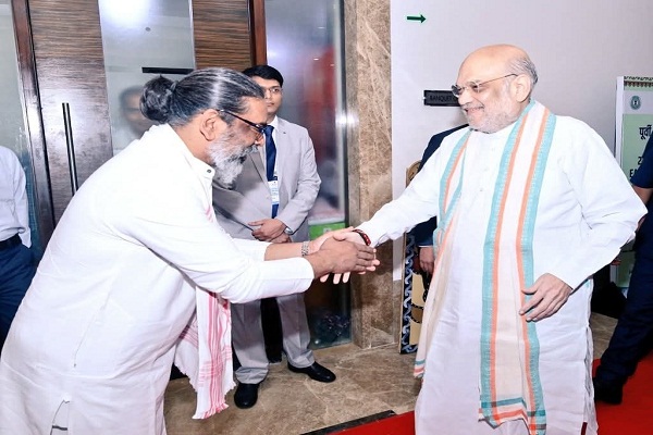 Ranchi : 27वीं पूर्वी क्षेत्रीय परिषद की बैठक में भाग लेने के लिए गृह मंत्री अमित शाह रांची पहुंचे, मुख्यमंत्री ने स्वागत किया