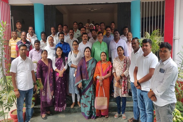 Deoghar : 5 को झारखंड विधानसभा का घेराव करेंगे राज्य भर के पंचायत प्रतिनिधि, देवघर से भी जाएंगे सैकड़ों पंचायत प्रतिनिधि