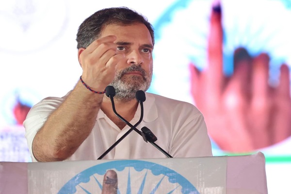 Sasaram :  ‘वोटर अधिकार यात्रा’ में बोले राहुल, बिहार का चुनाव चोरी नहीं होने देंगे