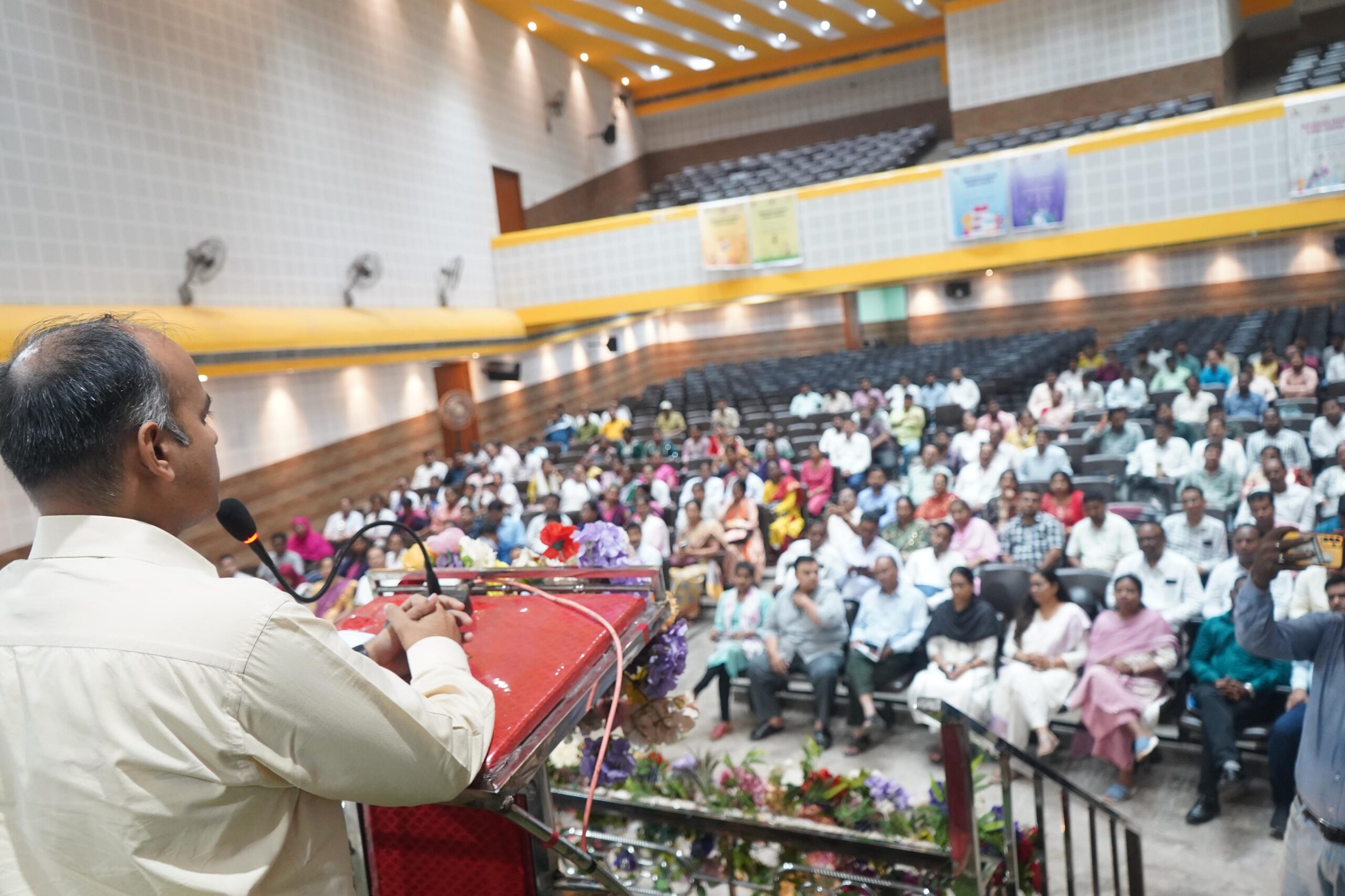 Jamshedpur: पूर्वी सिंहभूम ने रचे सफलता के पांच कीर्तिमान, नीति आयोग से मिला सिल्वर मेड