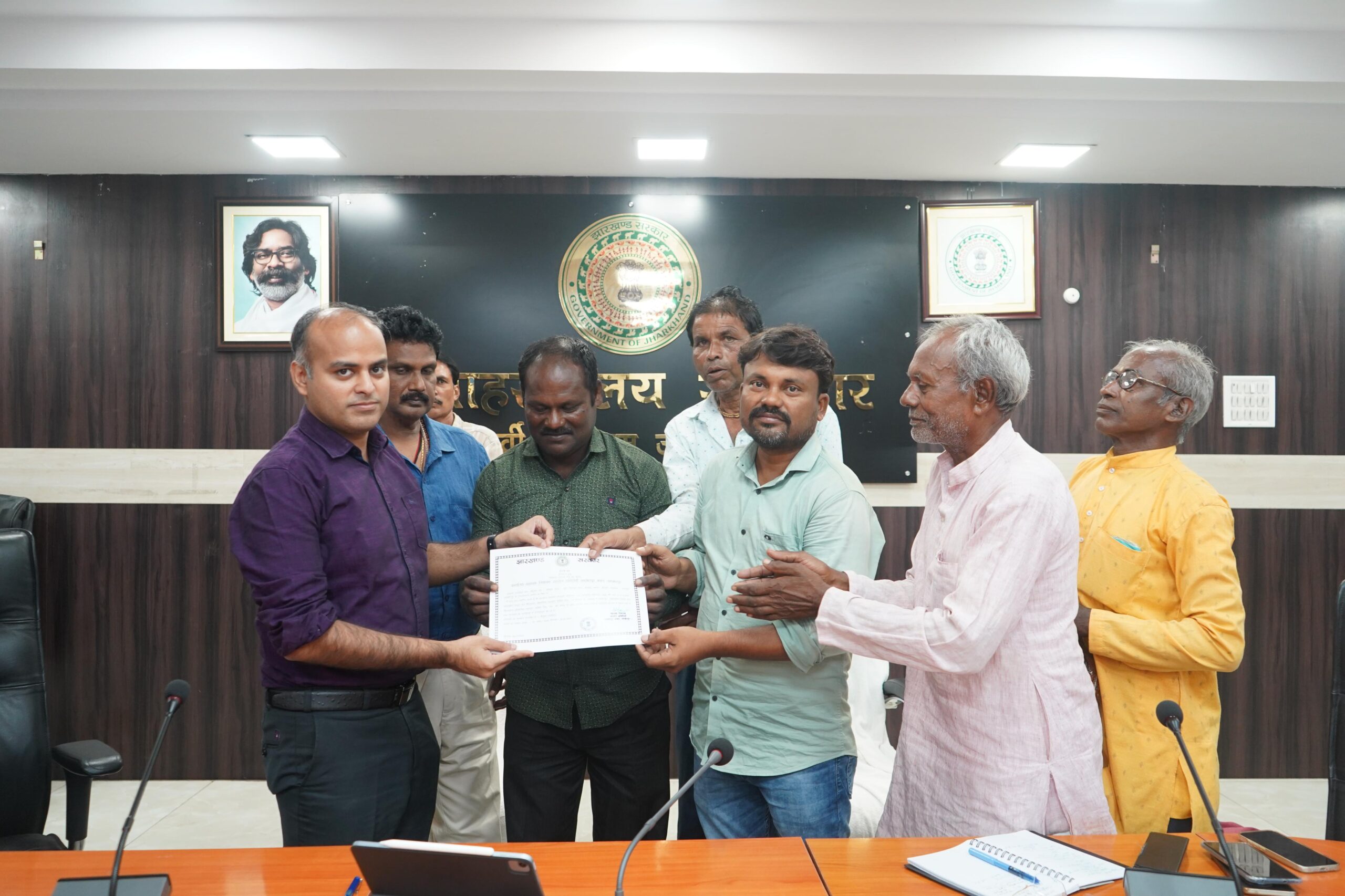 Jamshedpur: पारंपरिक कलाएं बदलेंगी ग्रामीणों की आजीविका, उत्पादों को बाज़ार में लाने की नई पहल