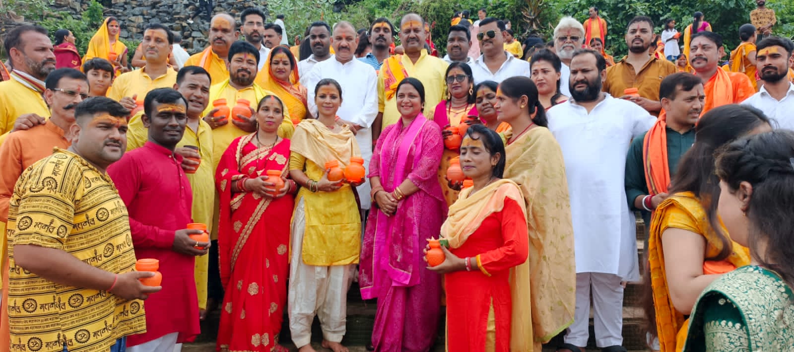 Jamshedpur: सावन की अंतिम सोमवारी पर भोले की भक्ति में डूबा जमशेदपुर, कलश यात्रा में जुटे दिग्गज