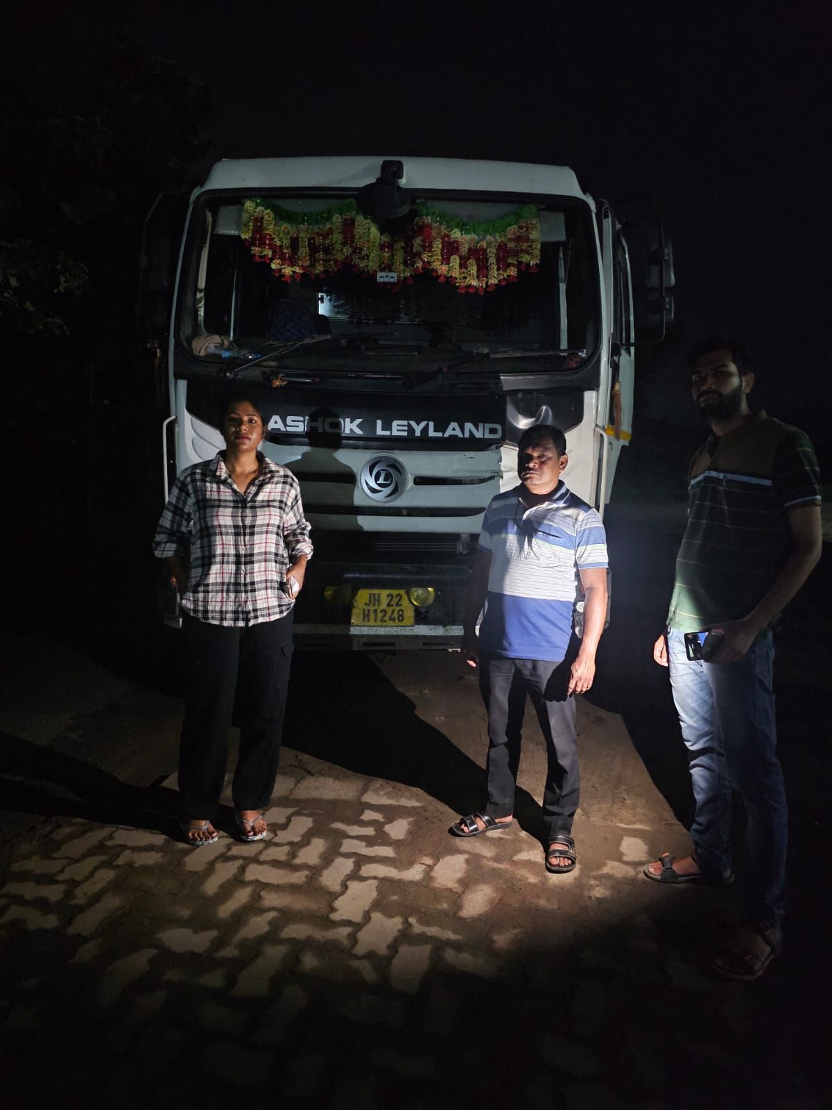 Jamshedpur: बिना चालान गिट्टी ढोता धराया हाइवा, ड्राइवर फरार – मालिक के खिलाफ मामला दर्ज