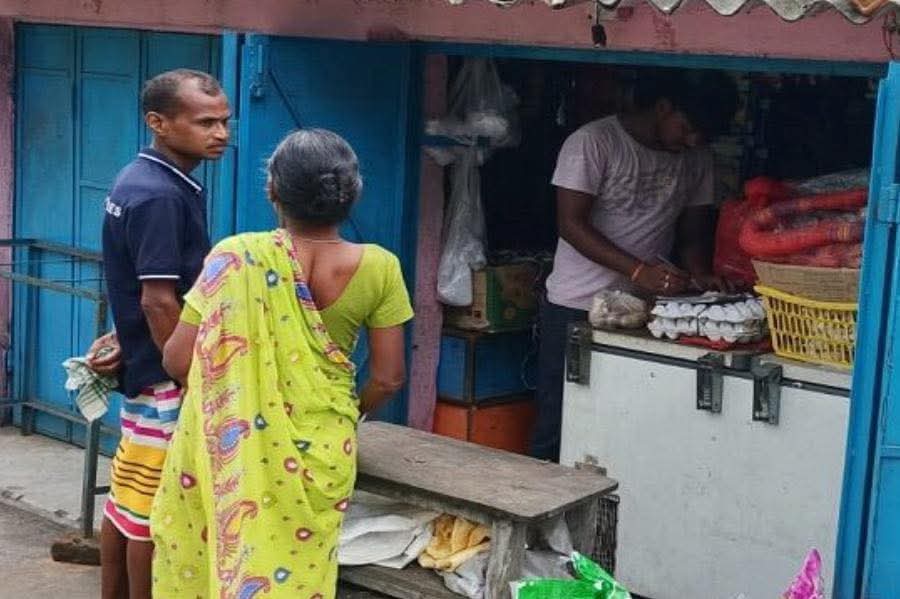 Jamshedpur: परसुडीह में किराना दुकान से चोरी, हजारों का सामान और नकदी गायब