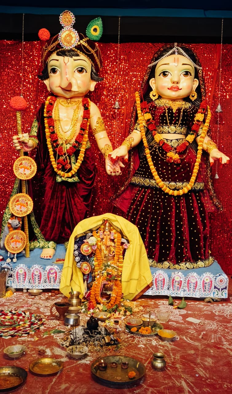 Jamshedpur: जमशेदपुर में राधा-कृष्ण थीम पर सजी एनिमेटेड गणेश प्रतिमा, श्रद्धालुओं की उमड़ी भीड़