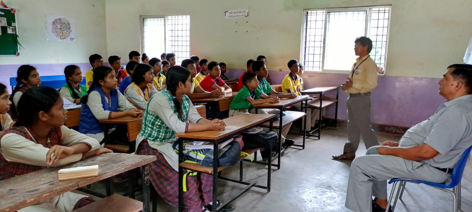 DAV चिड़िया में विधिक जागरूकता शिविर, छात्रों को मिली कानूनी जानकारी