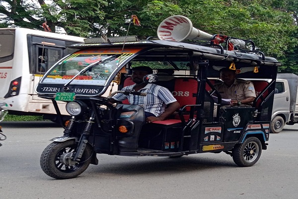Jamshedpur  : परसुडीह में दर्जनों अवैध अतिक्रमण पर 4 को चलेगा बुलडोजर, दंडाधिकारी प्रतिनियुक्त